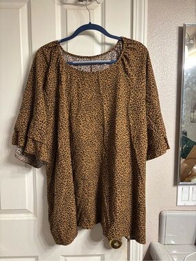 Leopard Print Ruffle Sleeve Women’s Top - Tan